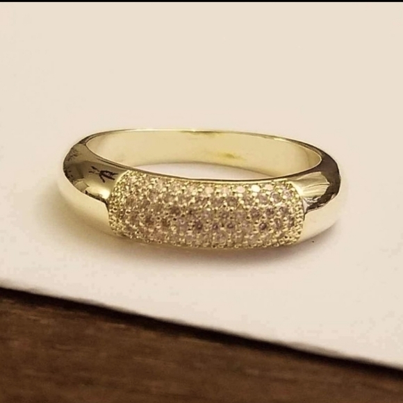 Jewelry - New 18K Gold Plated Diamond Band Ring for Women